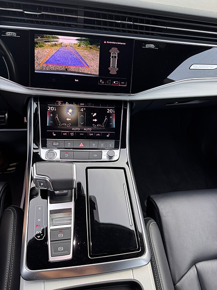 Audi Q8 19 of 27