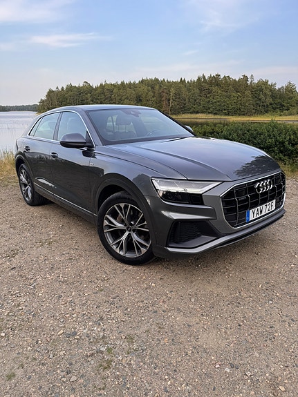 Audi Q8 7 of 27