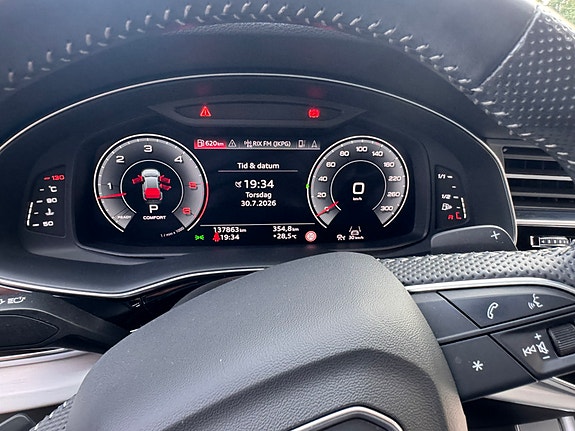 Audi Q8 17 of 27