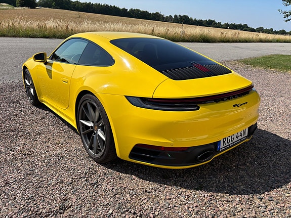 Porsche 911 4 of 9