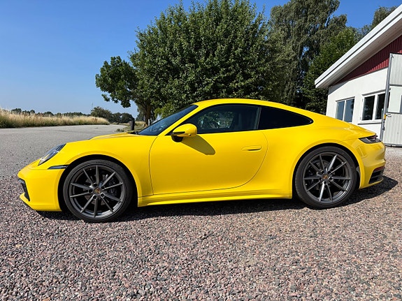 Porsche 911 2 of 9
