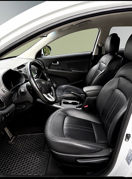 Kia Sportage 11 of 15
