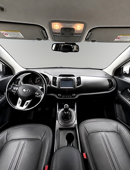 Kia Sportage 12 of 15