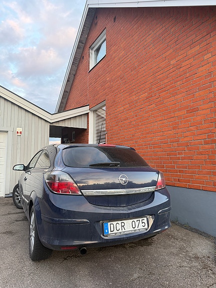 Opel Astra 2 of 5