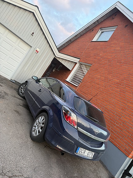 Opel Astra 3 of 5