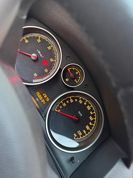 Opel Astra 4 of 5