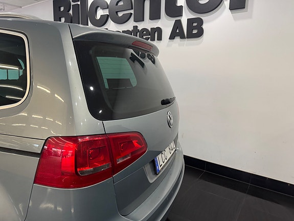 Volkswagen Sharan 3 of 5