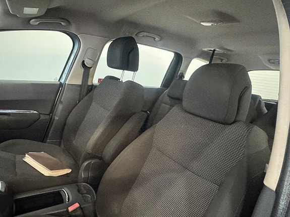 Peugeot 5008 5 of 5