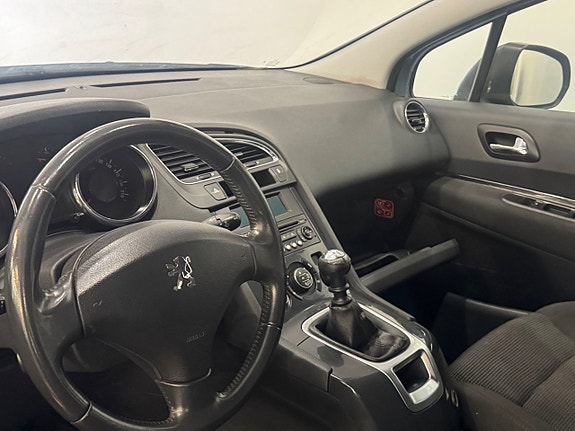 Peugeot 5008 4 of 5