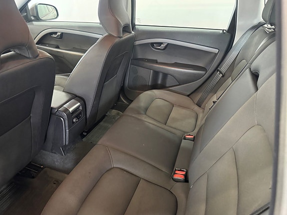 Volvo V70 5 of 6