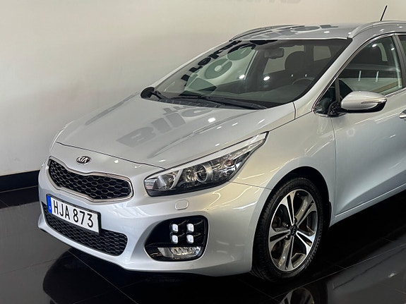 Kia Ceed 3 of 12