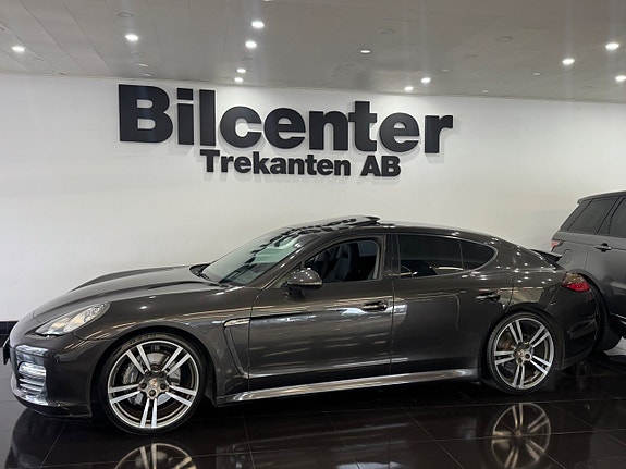 Porsche Panamera 4 5 of 15