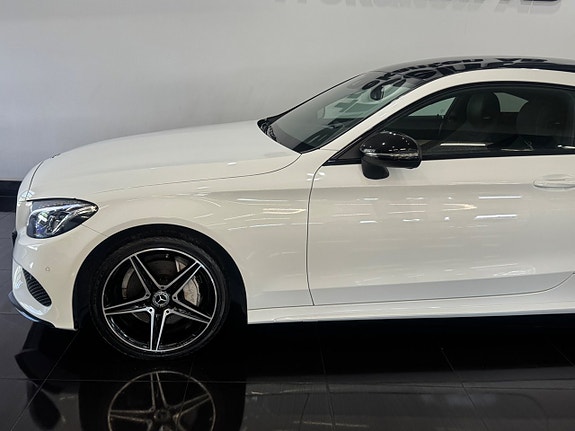 Mercedes-Benz C180 4 of 14
