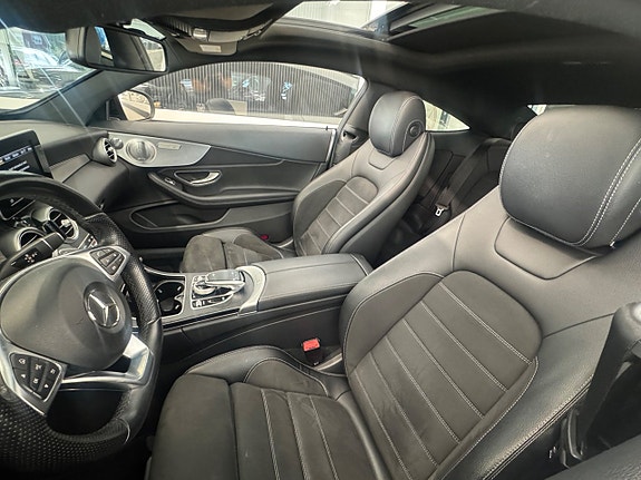 Mercedes-Benz C180 13 of 14