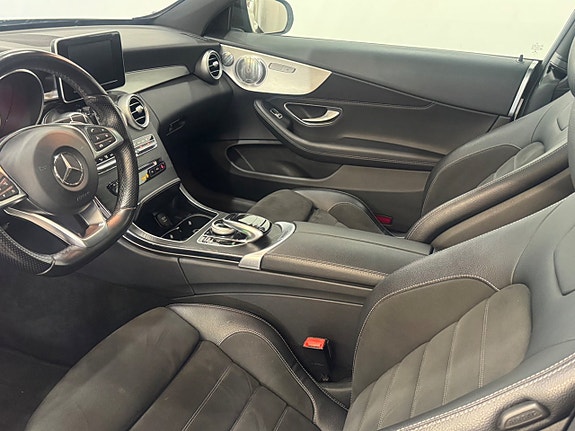 Mercedes-Benz C180 7 of 14