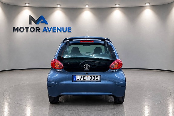 Toyota Aygo 6 of 15