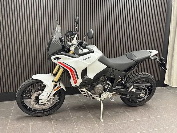 Ducati DesertX 5 of 6