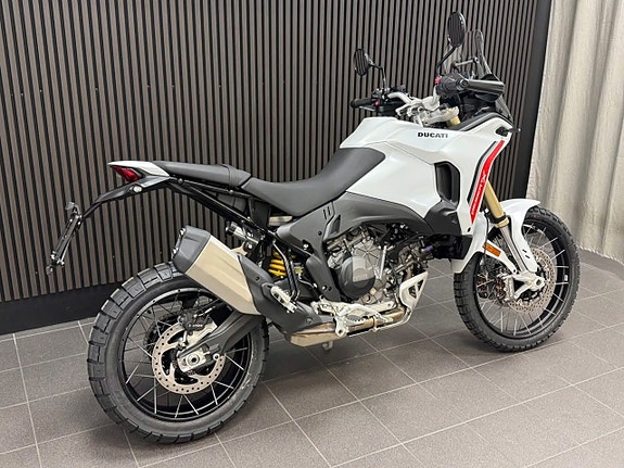 Ducati DesertX 3 of 6