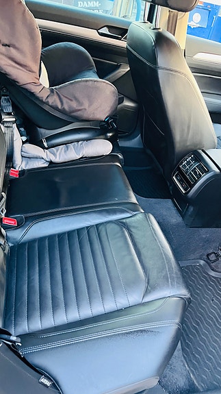 Volkswagen Passat Alltrack 16 of 19