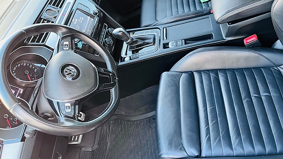 Volkswagen Passat Alltrack 12 of 19