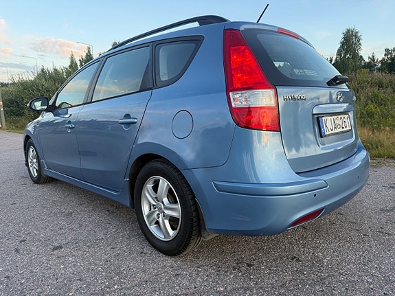 Hyundai i30 7 of 25