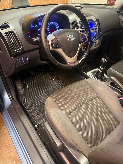Hyundai i30 16 of 25