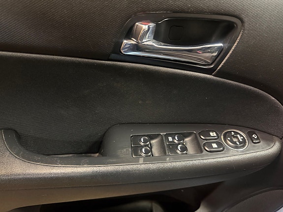 Hyundai i30 17 of 25