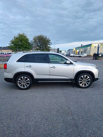 Kia Sorento 7 of 15