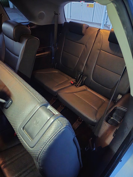 Kia Sorento 9 of 15