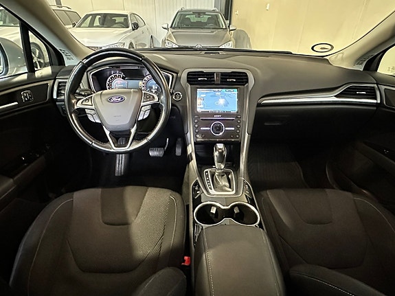 Ford Mondeo 16 of 23