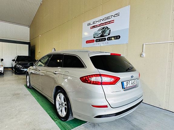 Ford Mondeo 23 of 23