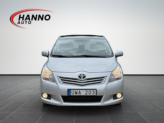 Toyota Verso 8 of 30