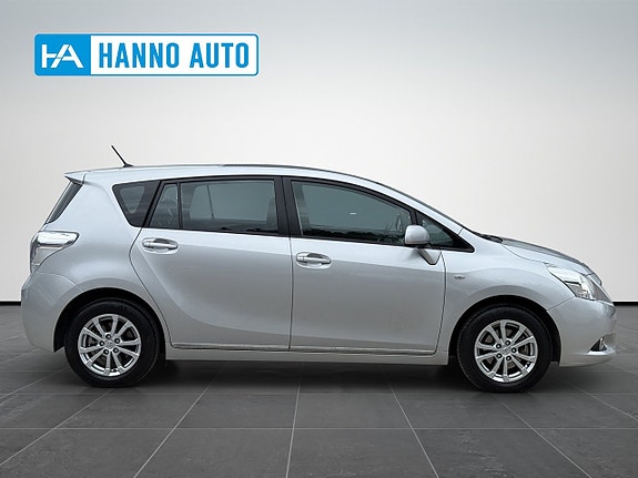 Toyota Verso 6 of 30