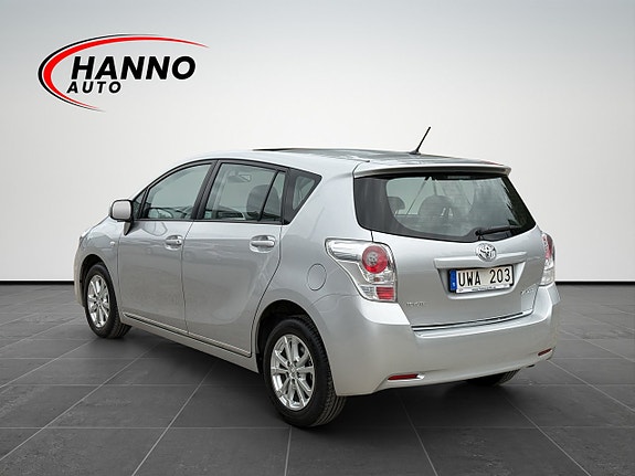 Toyota Verso 3 of 30
