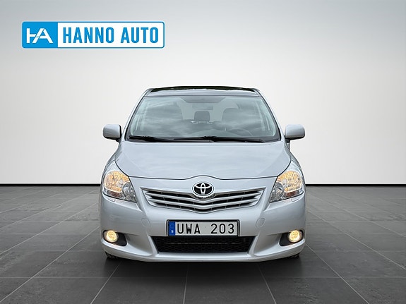 Toyota Verso 8 of 30