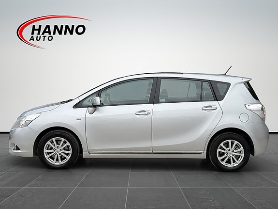 Toyota Verso 2 of 30