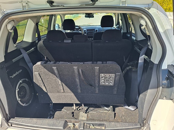 Mitsubishi Outlander 6 of 7