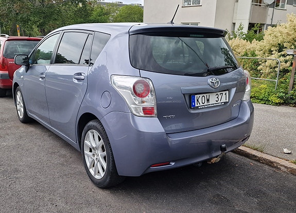 Toyota Verso 2 of 5