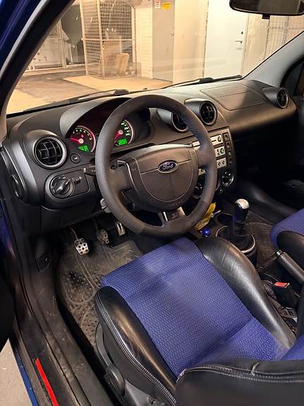 Ford Fiesta 7 of 7