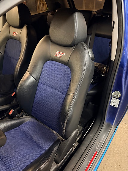 Ford Fiesta 5 of 7