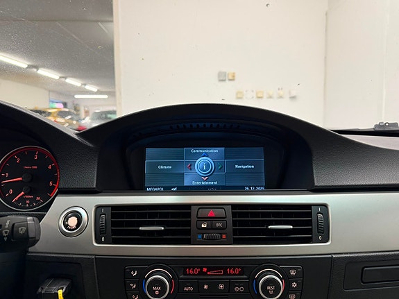 BMW 330xd 8 of 21