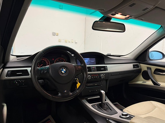 BMW 330xd 4 of 21