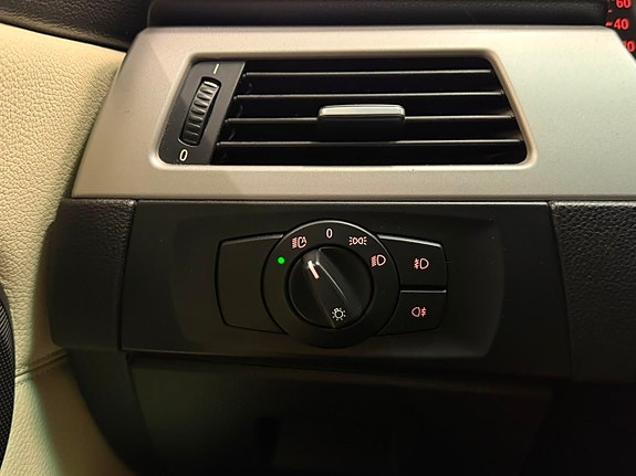 BMW 330xd 17 of 21