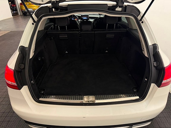 Mercedes-Benz C220 d 20 of 24