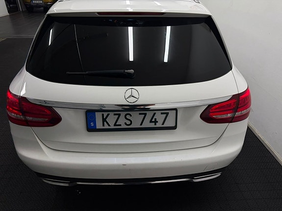 Mercedes-Benz C220 d 23 of 24