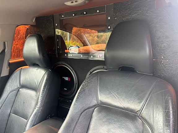 Volvo V70 10 of 13