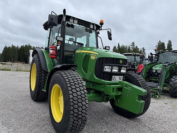 John Deere 5100R 2 of 5