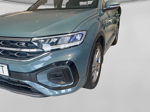 Volkswagen T-Roc 15 of 15