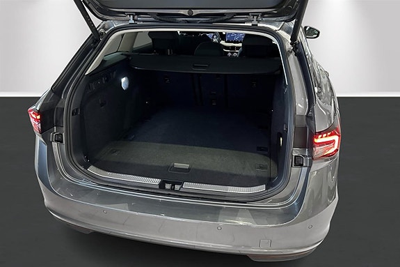 Skoda Superb 18 of 23