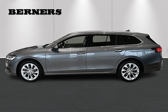 Skoda Superb 2 of 23